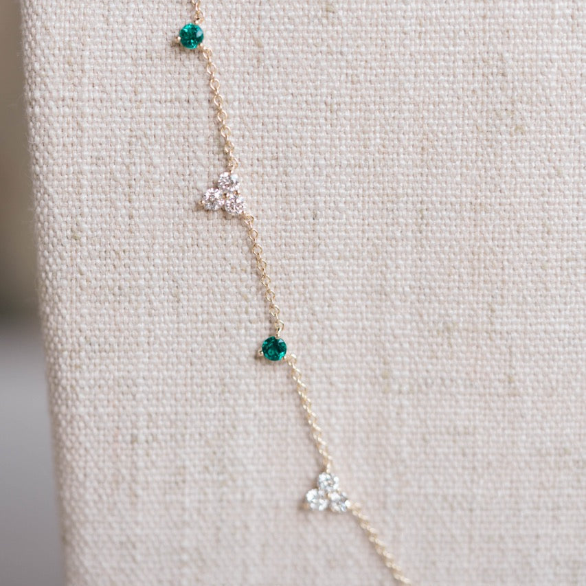 Lillian necklace, yellow gold