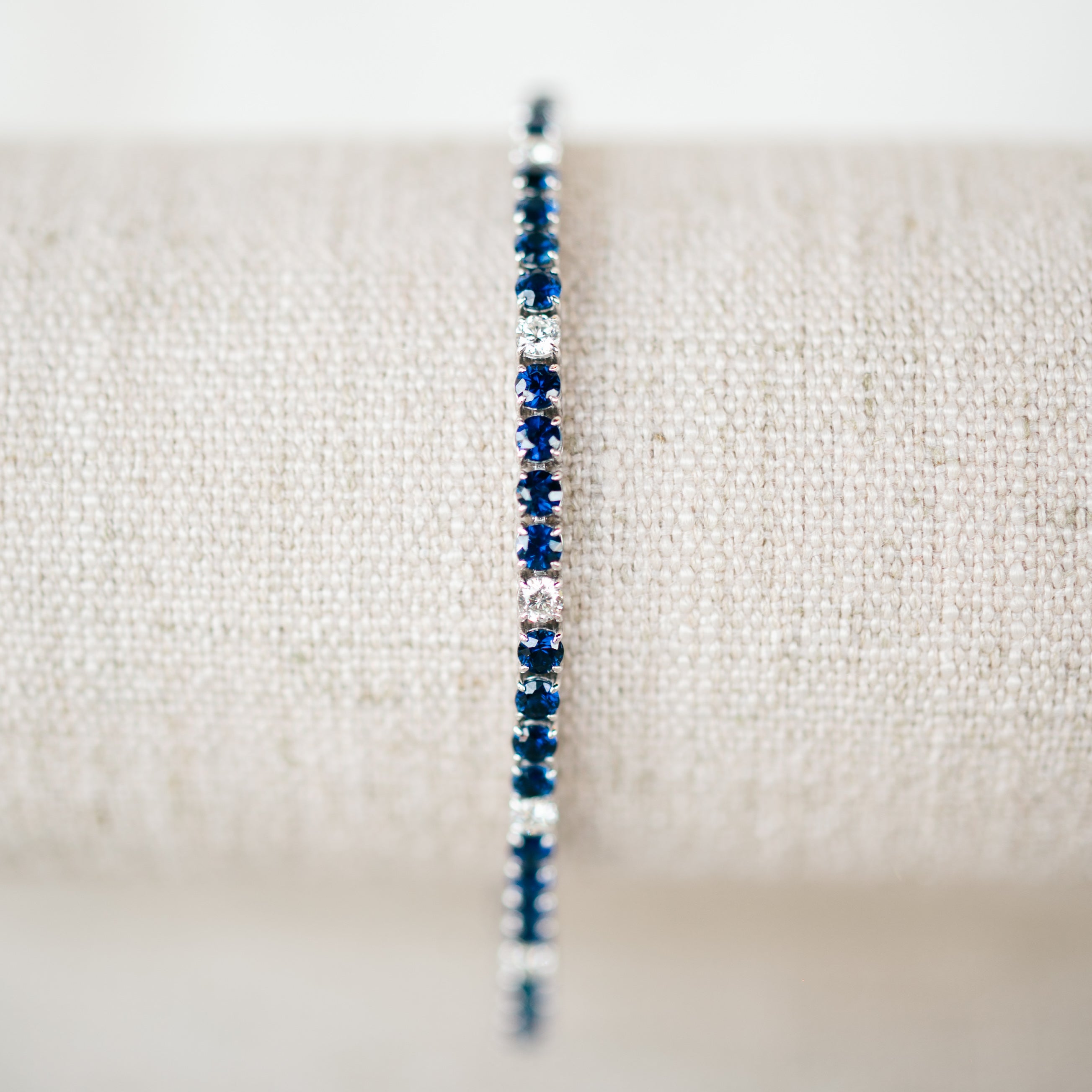 sapphire and diamond tennis bracelet
