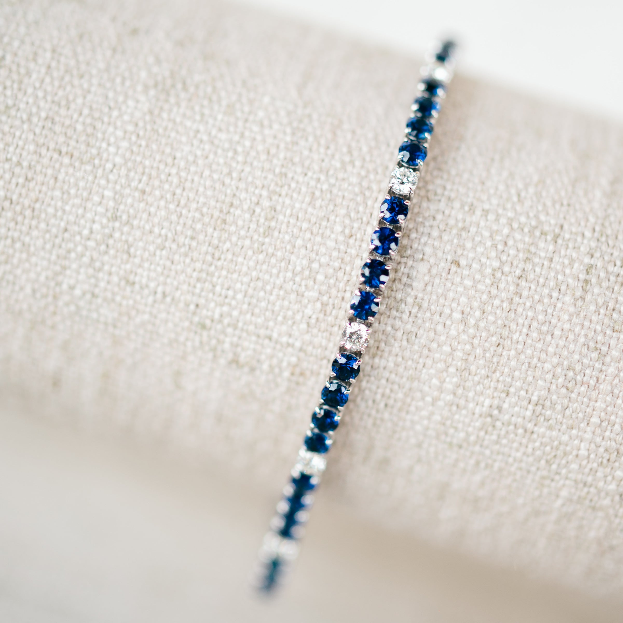 sapphire and diamond tennis bracelet