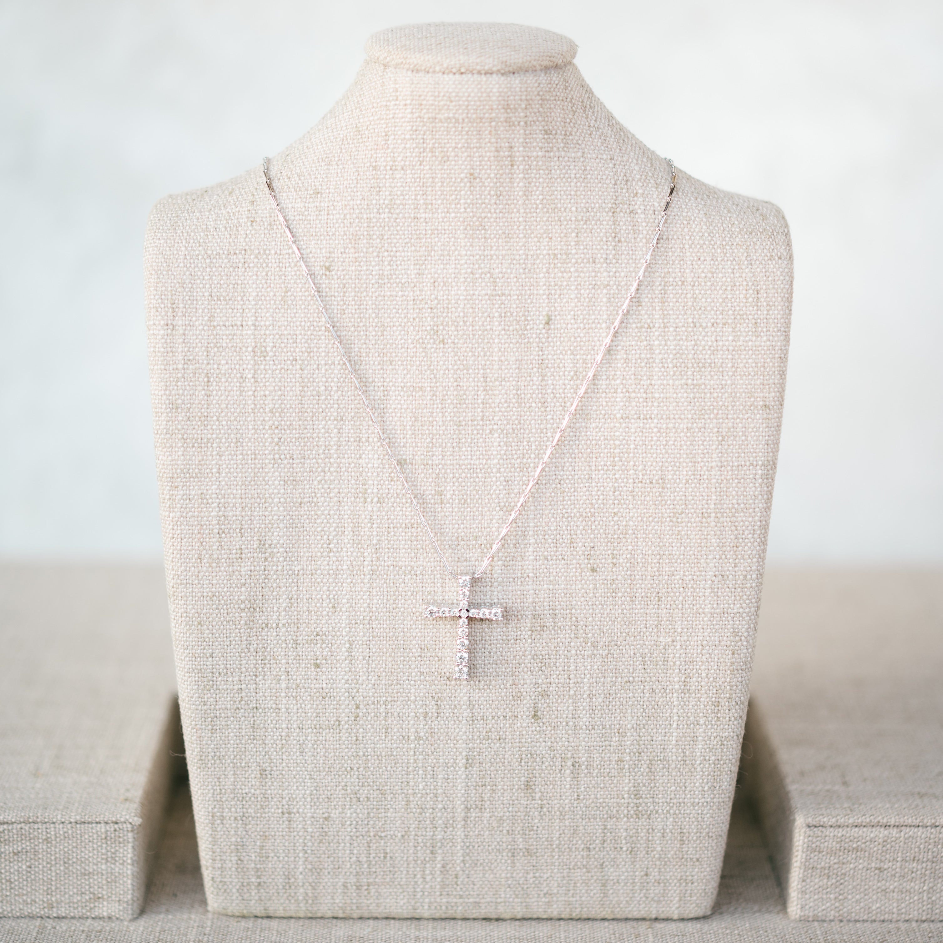 tapered diamond cross