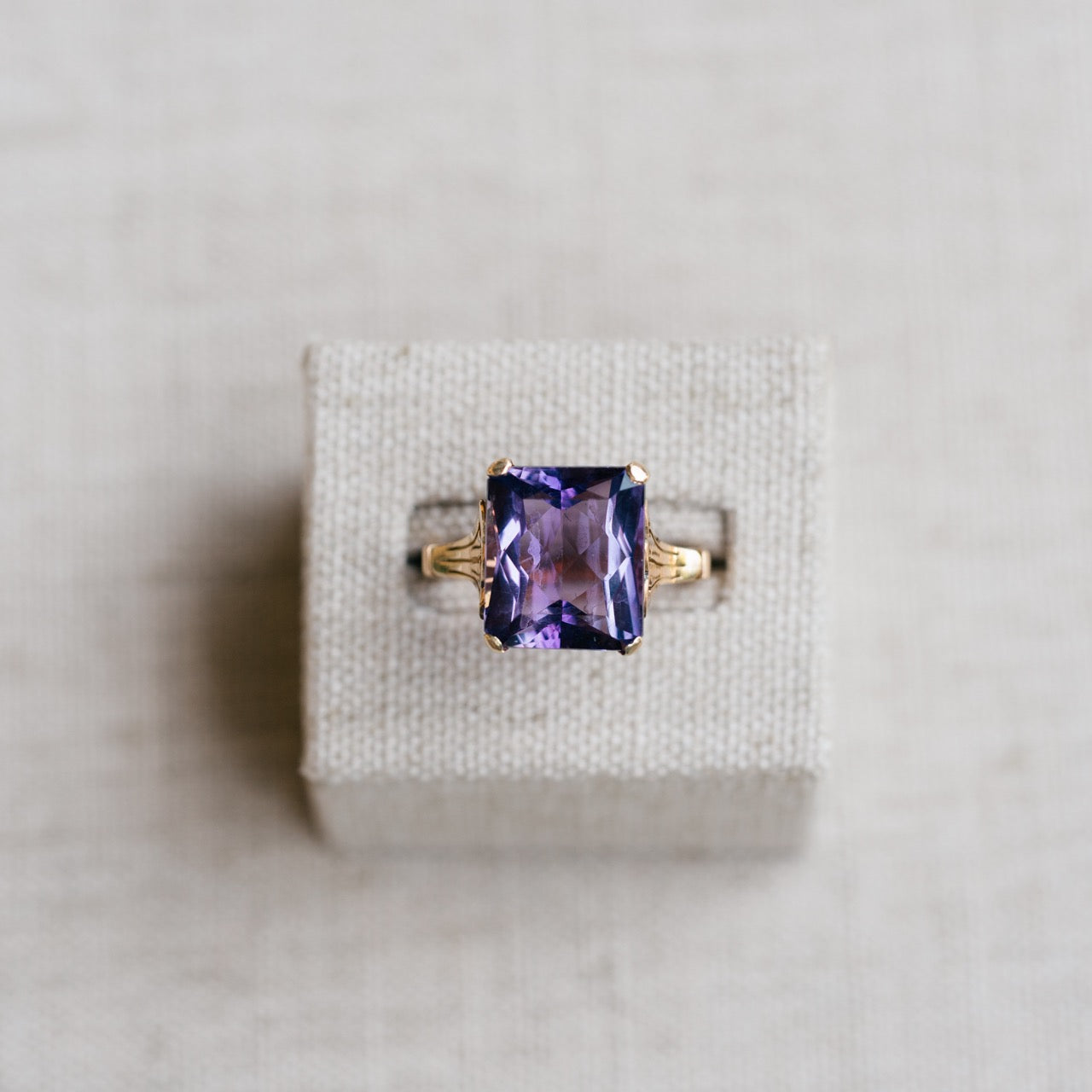 vintage amethyst ring
