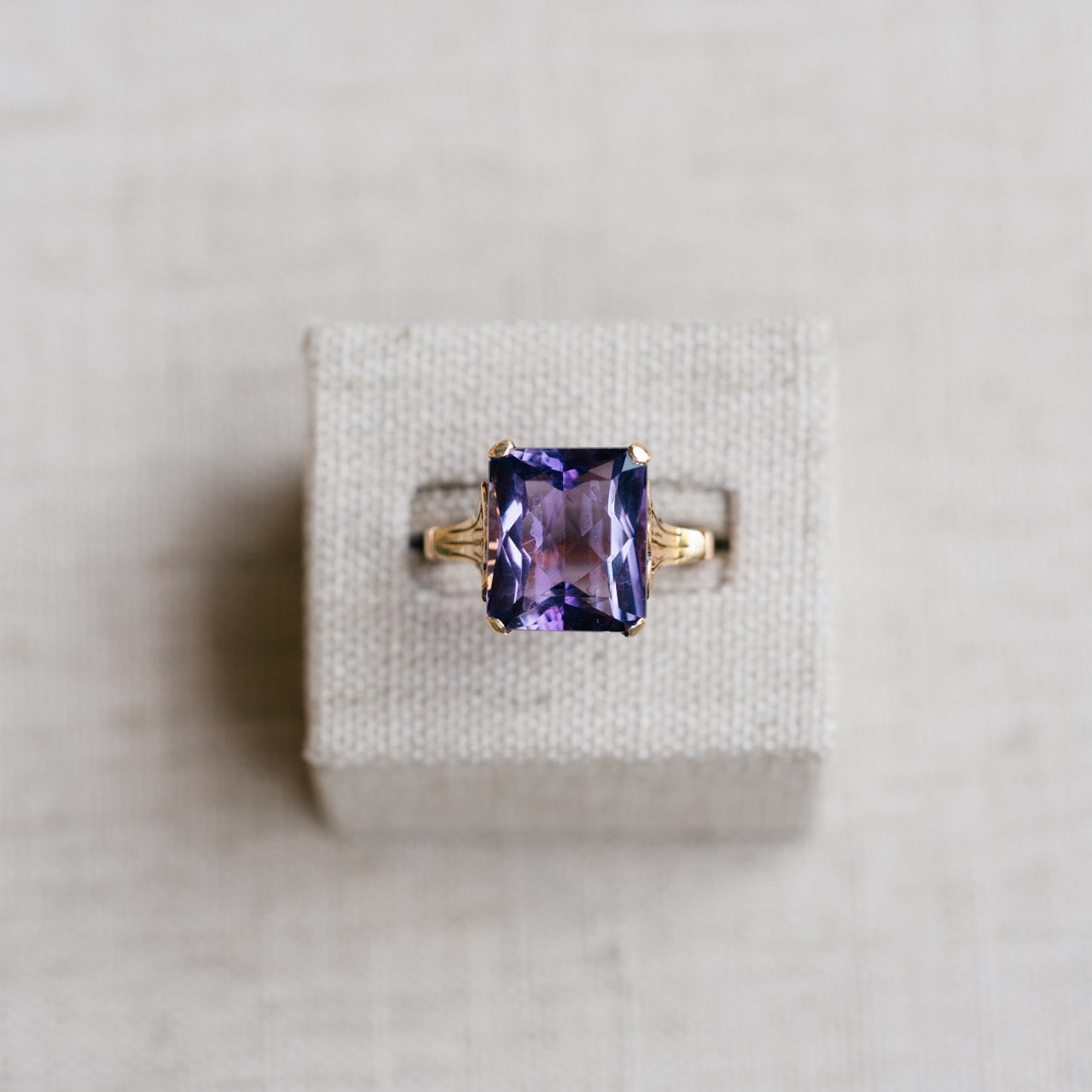 vintage amethyst ring
