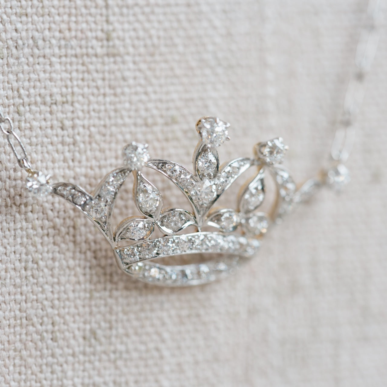 diamond crown necklace