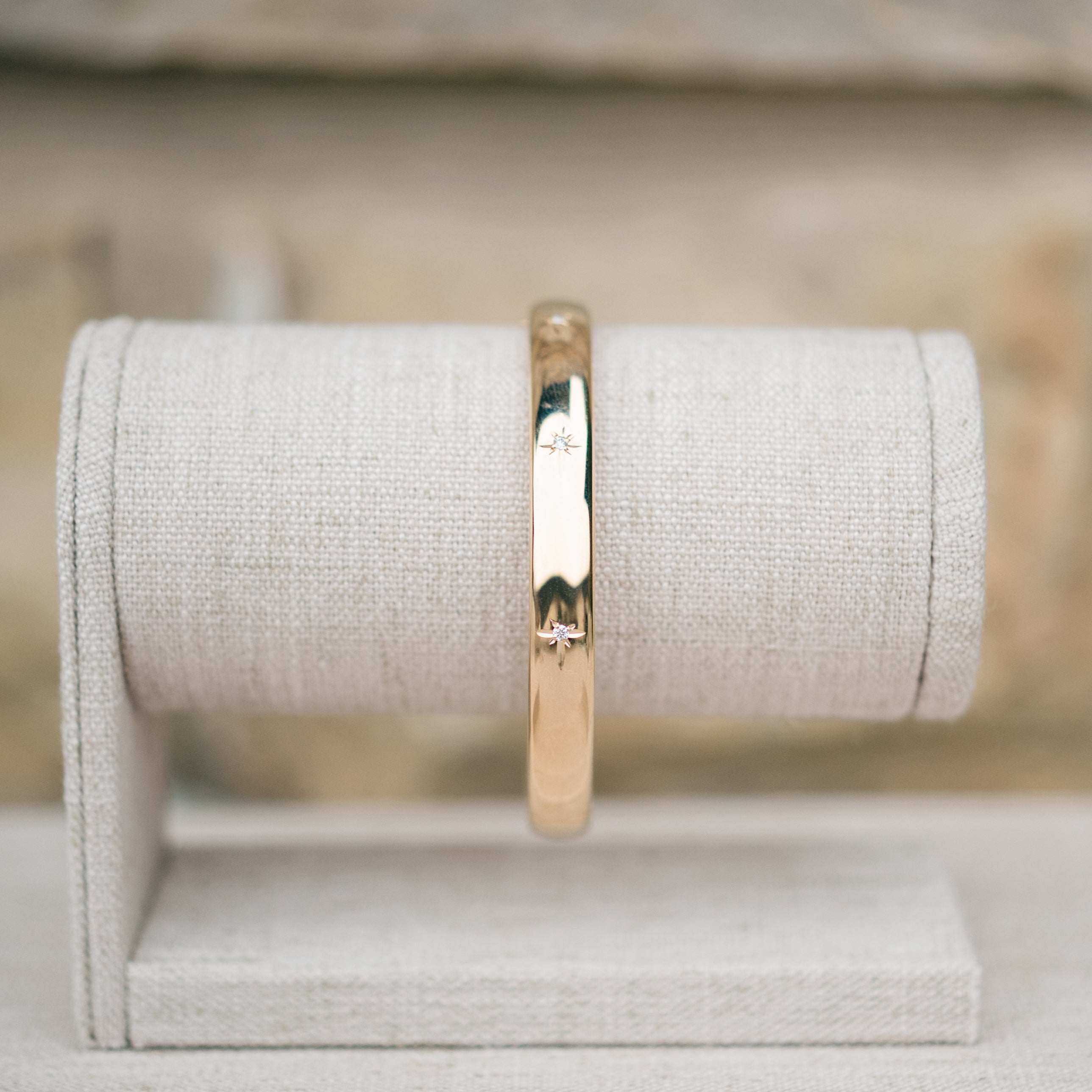 Reagan bangle