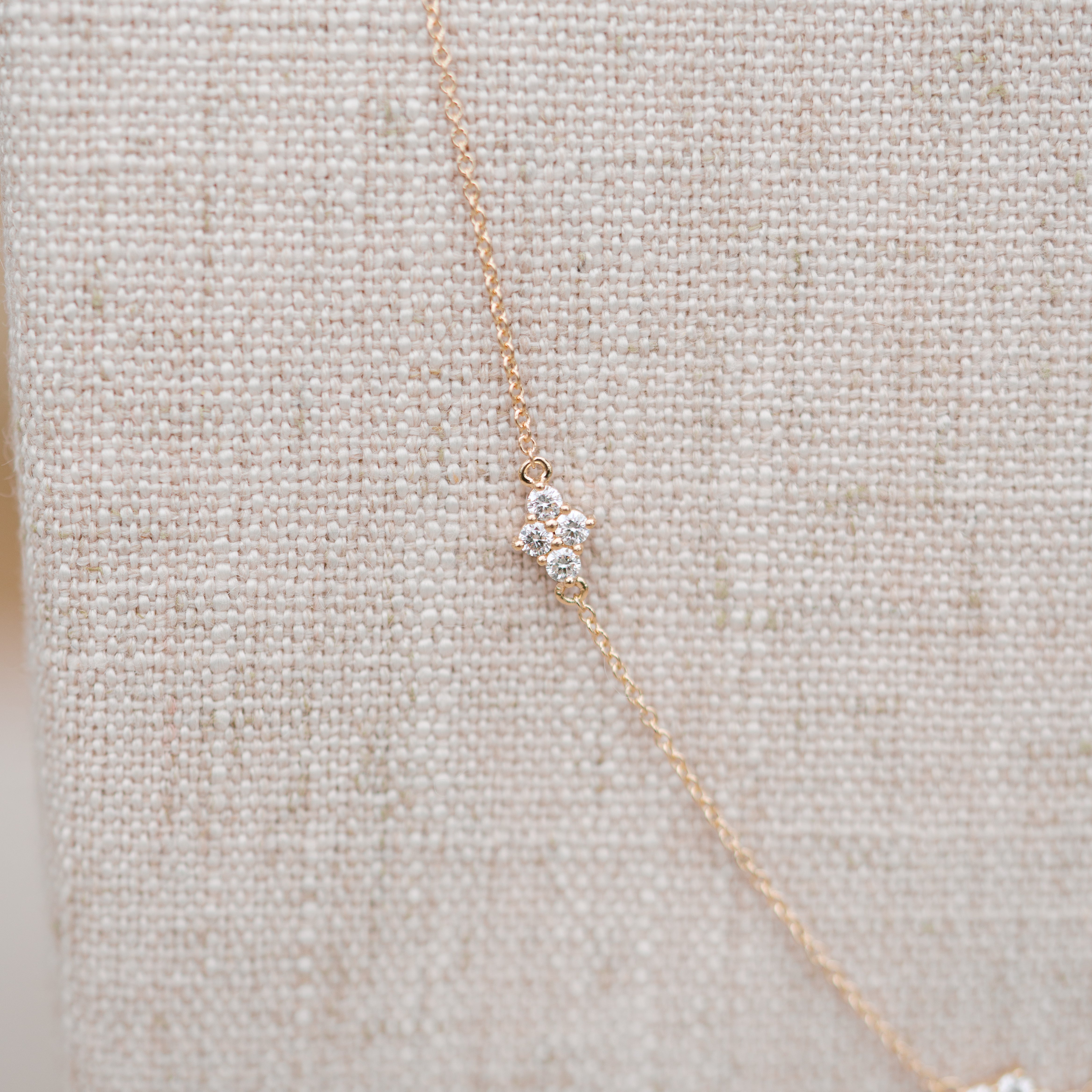 Alma necklace