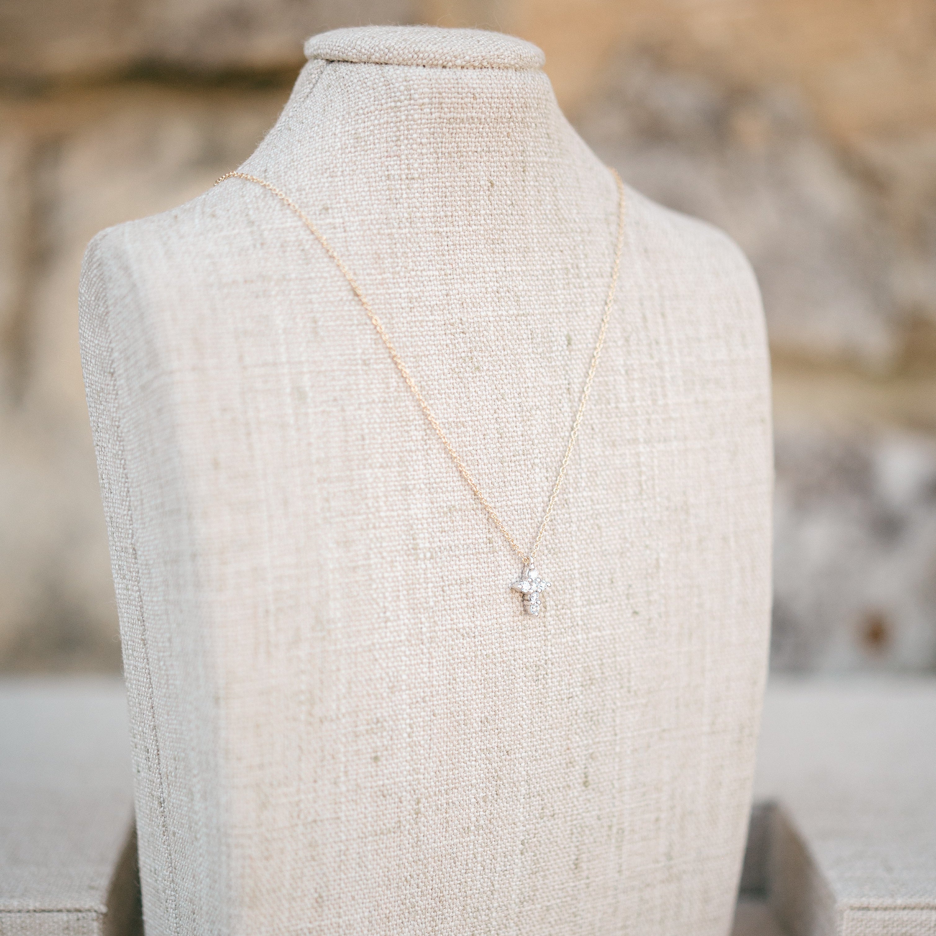 Julie necklace, mixed metal
