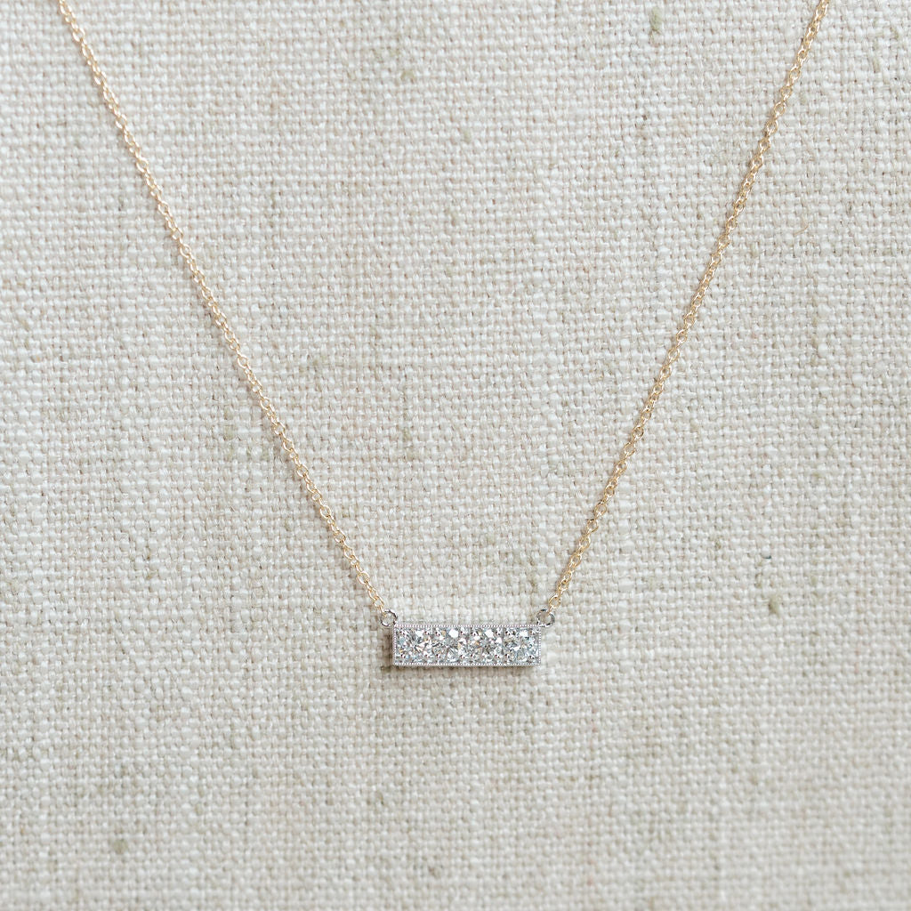Stella necklace, yellow gold