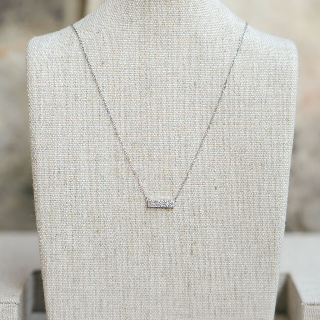 Stella necklace, white gold
