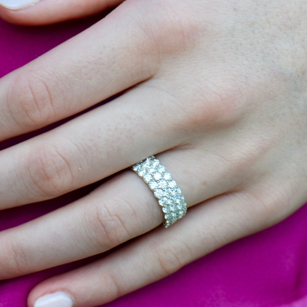 Pave diamond band