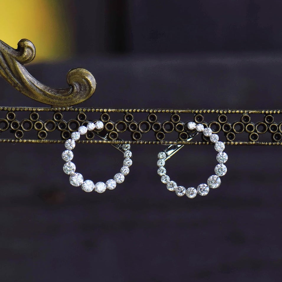 Graduated Diamond Swirl Hoops