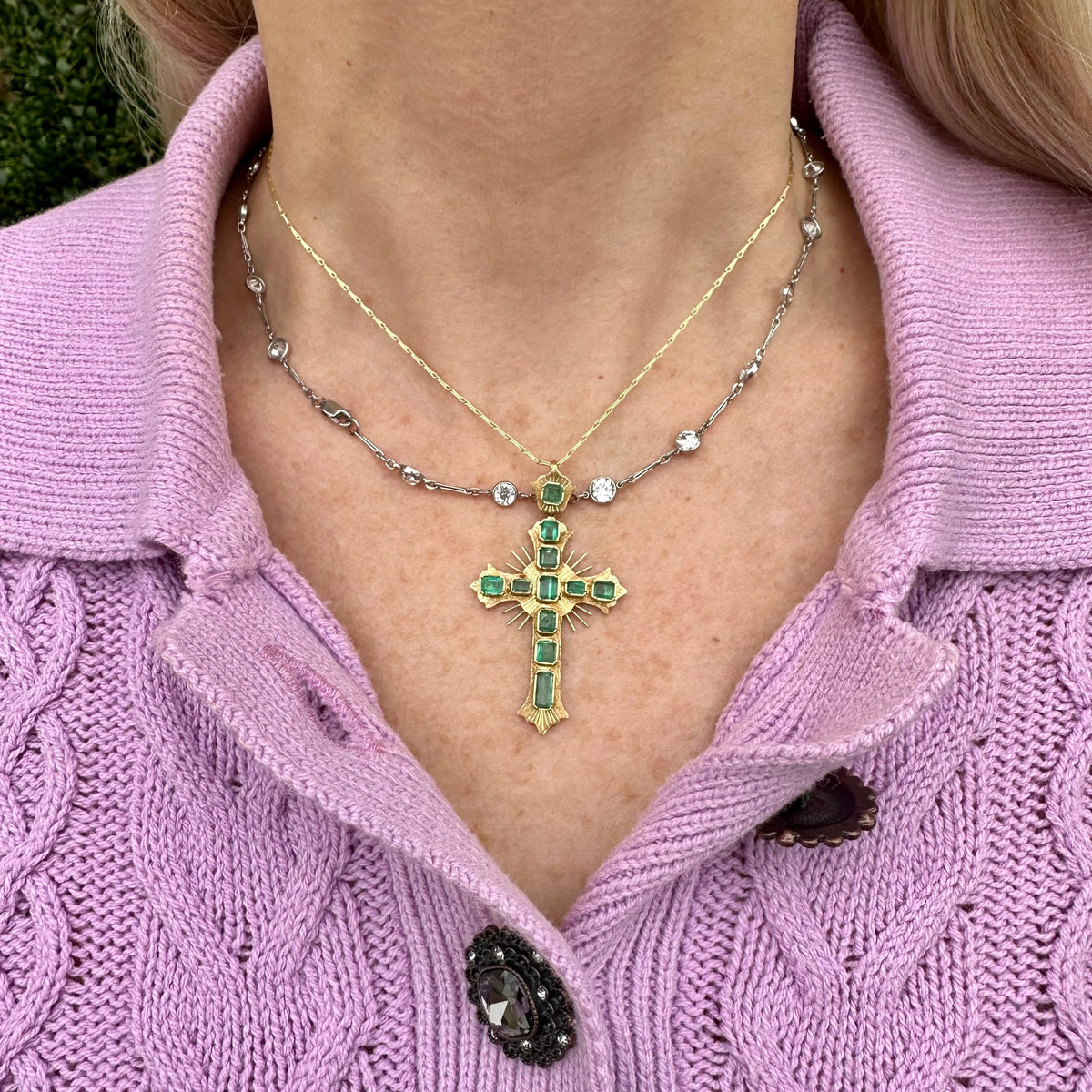 Columbian Emerald Cross