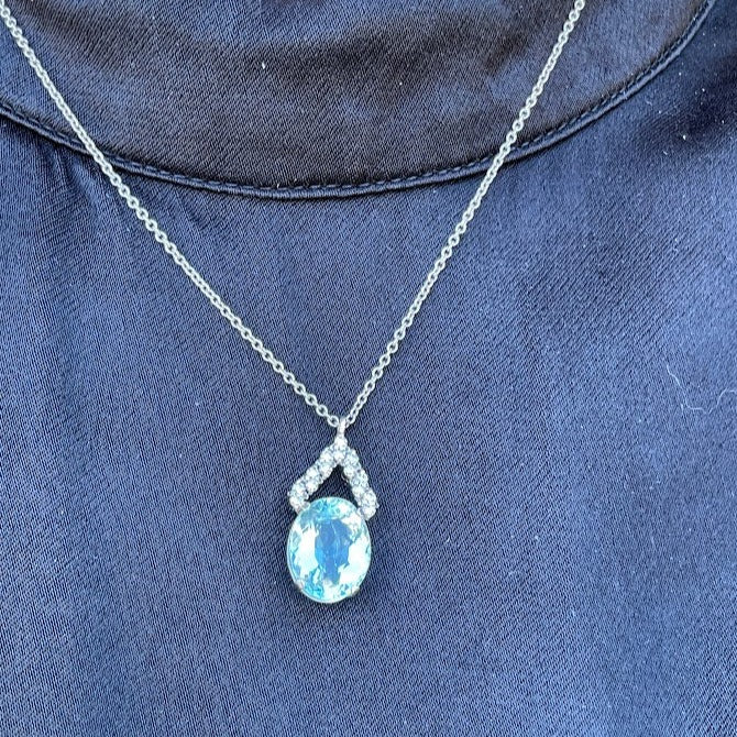 Oval Aquamarine and Diamond Necklace