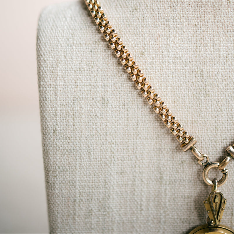 Victorian gold and pearl locket