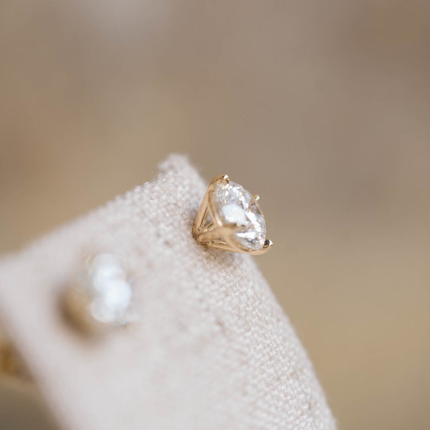 diamond studs, yellow gold