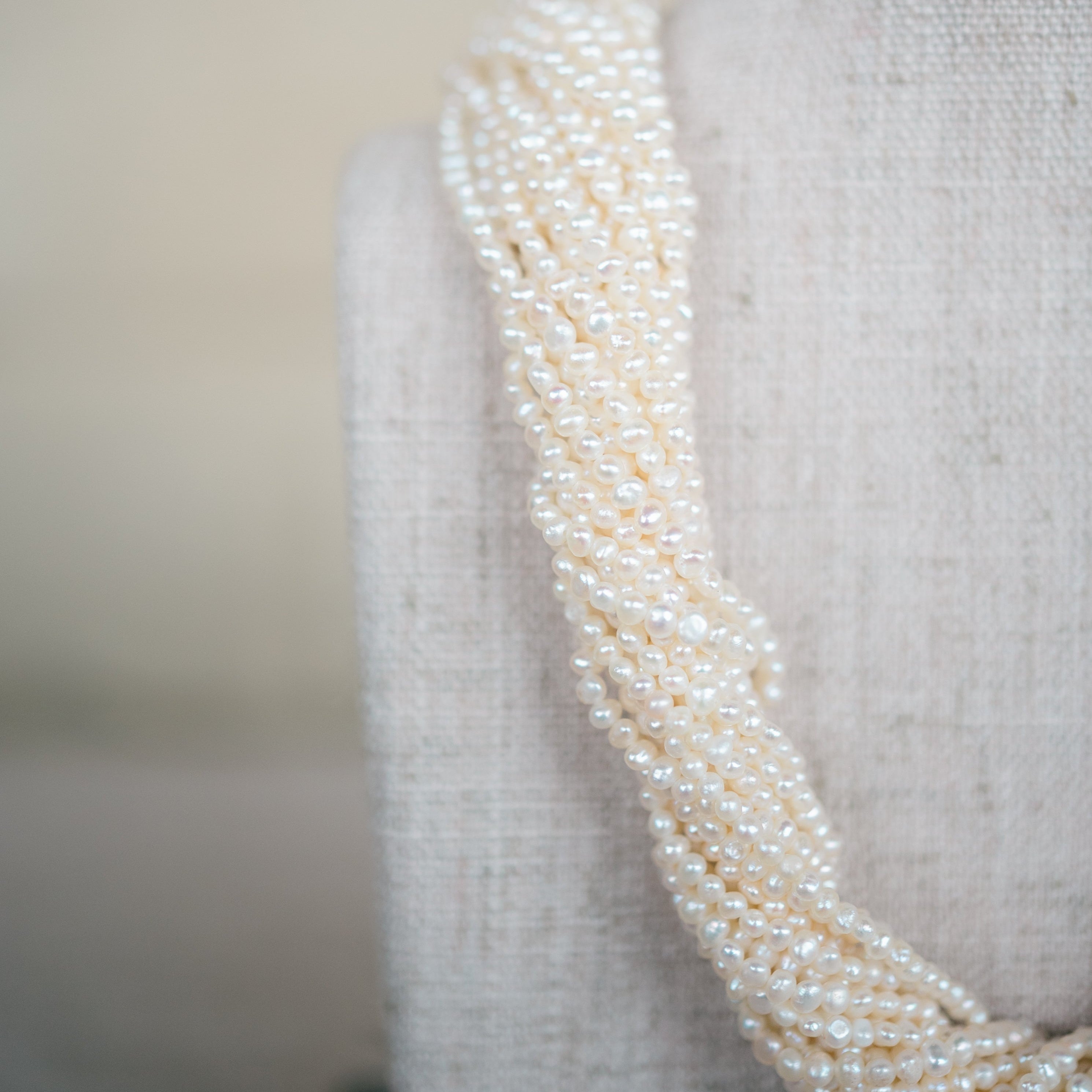 Vintage freshwater pearl necklace