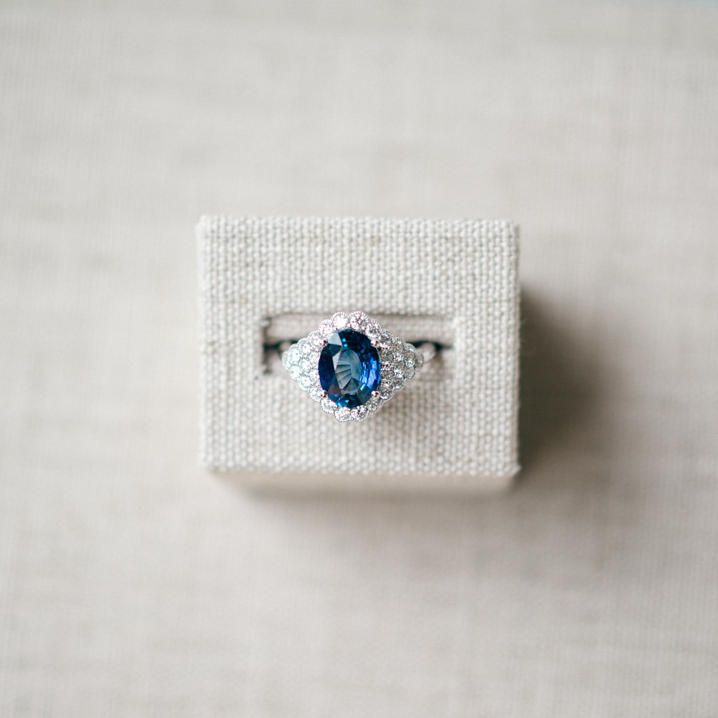 oval blue sapphire and diamond ring