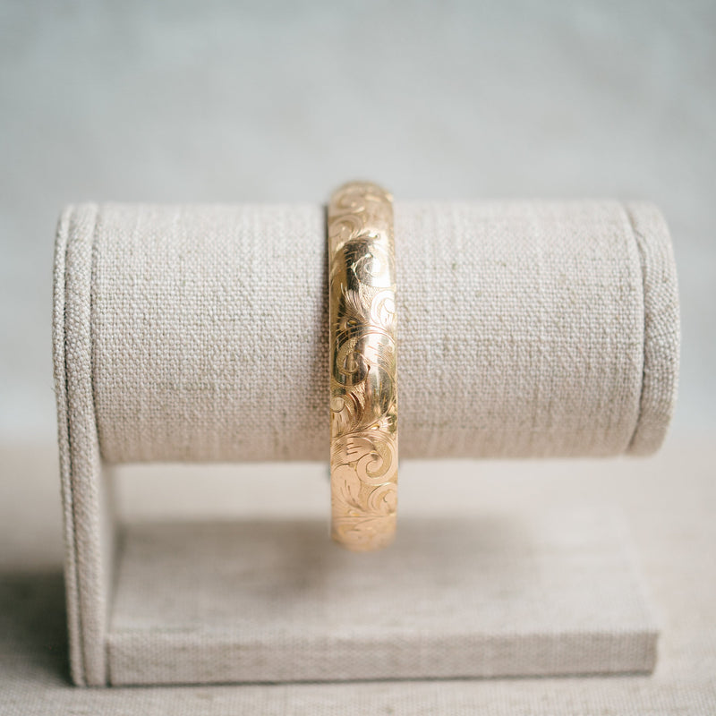 Victorian 11.8mm gold filled bangle with engraving