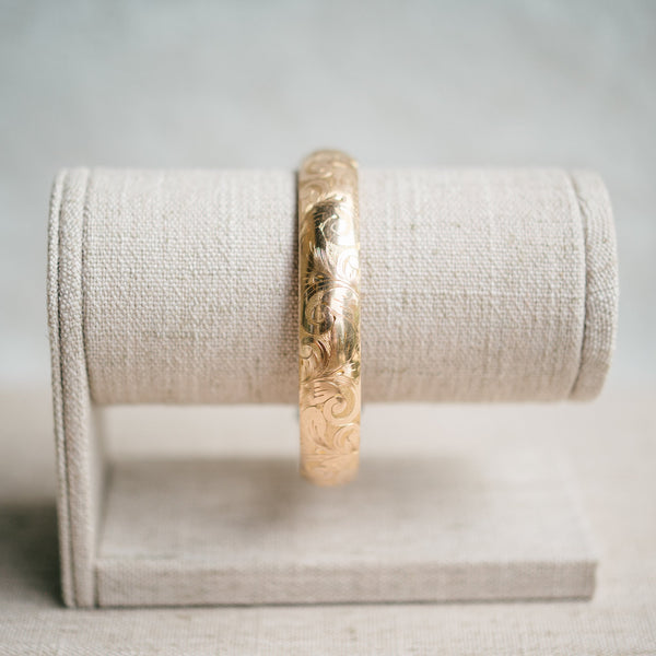 Victorian 11.8mm gold filled bangle with engraving