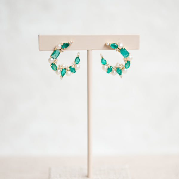 14k yellow gold emerald and pearl crescent swirl earrings