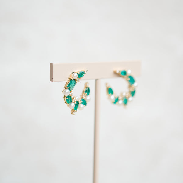 14k yellow gold emerald and pearl crescent swirl earrings