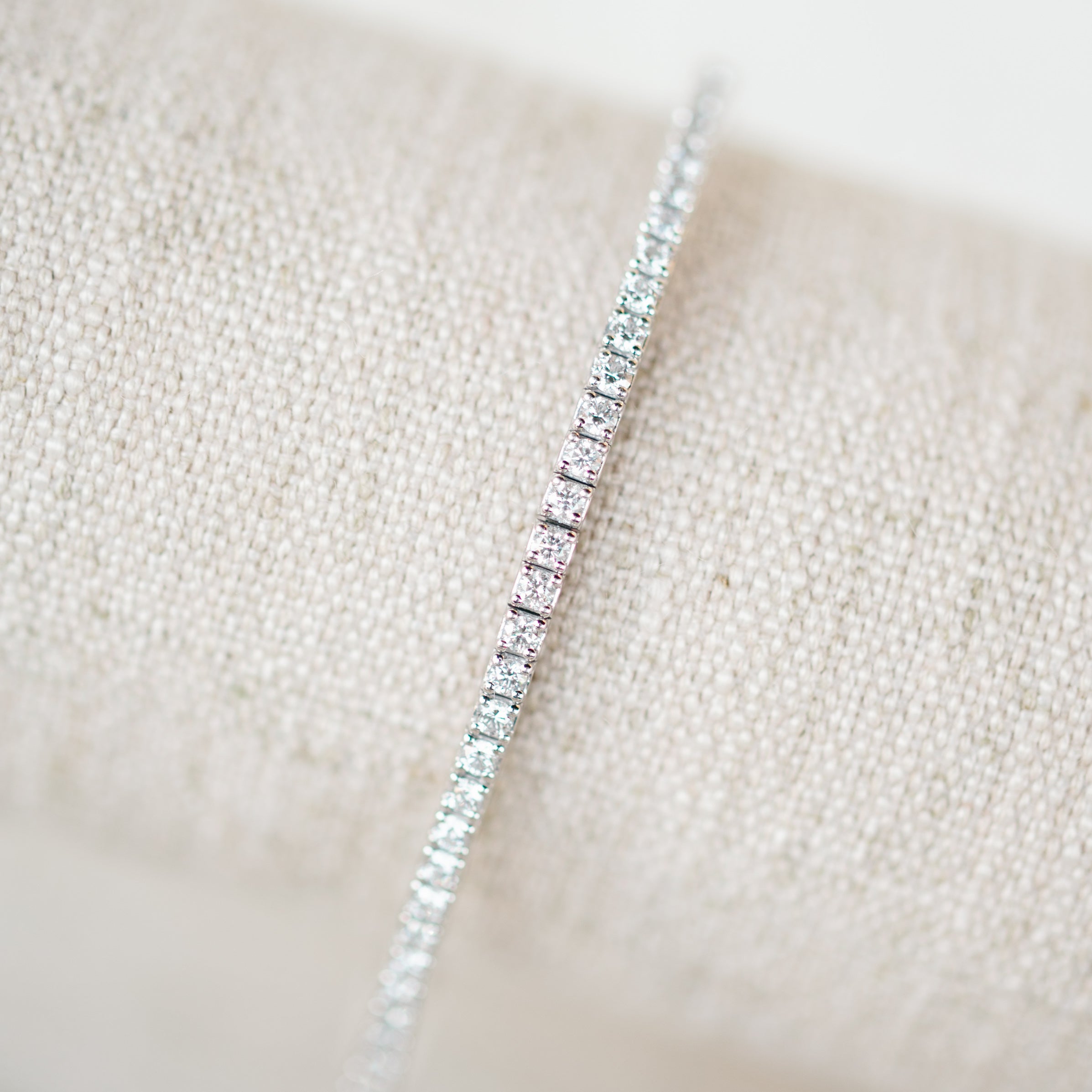 diamond flexible bangle