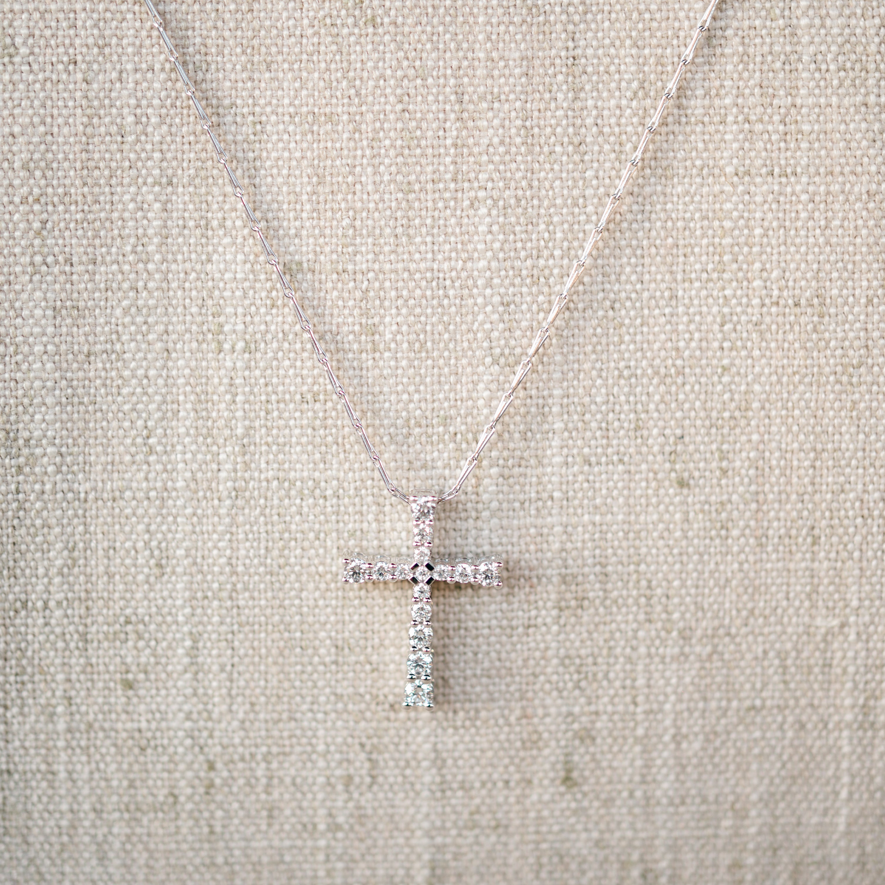 tapered diamond cross