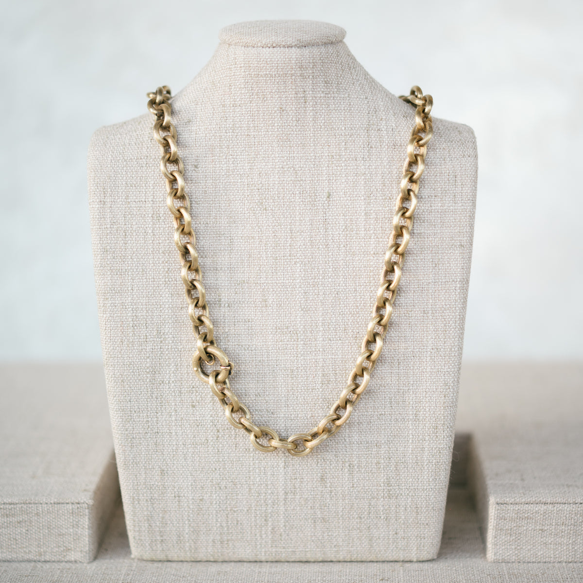 Yellow Gold Oval Link Chain
