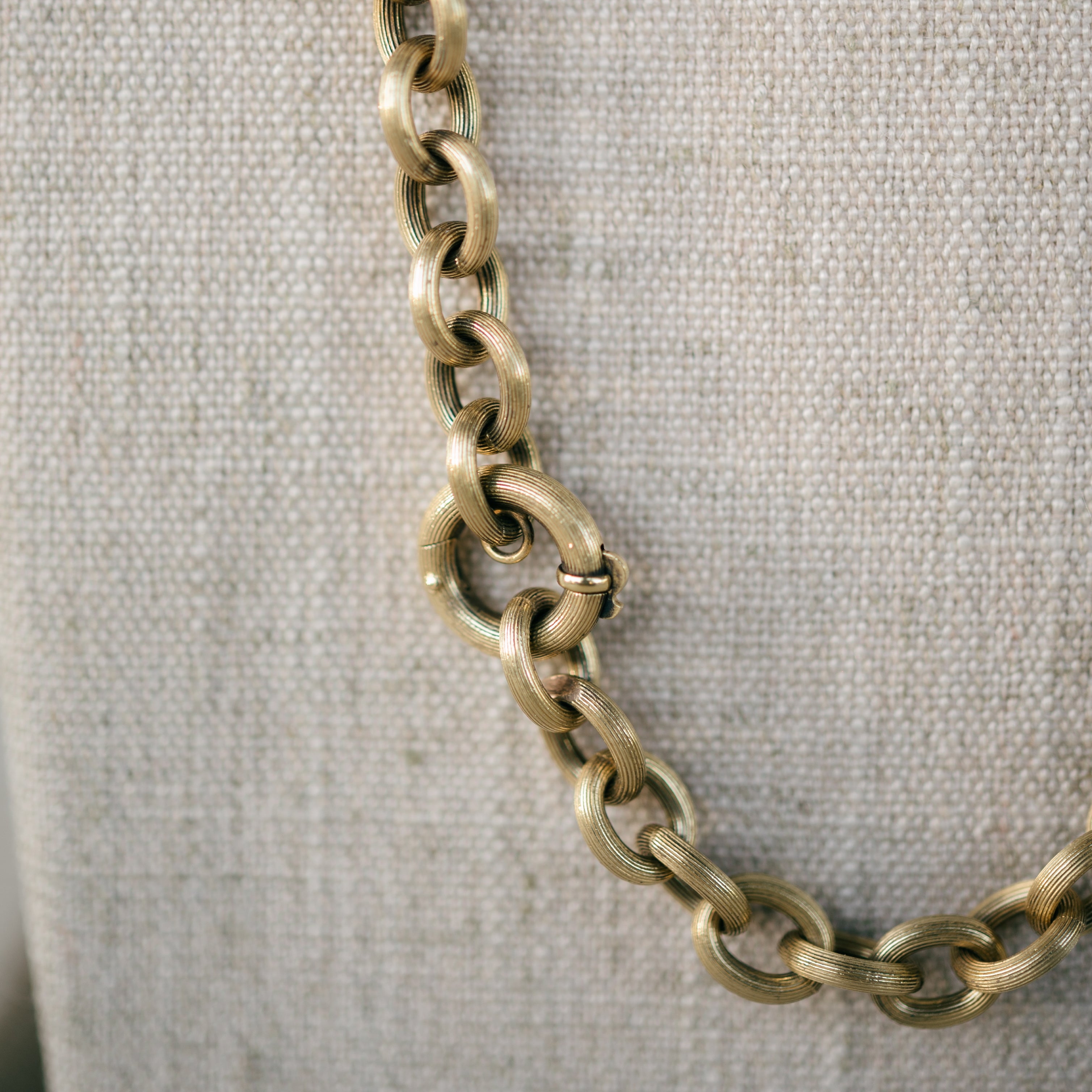 Yellow Gold Oval Link Chain