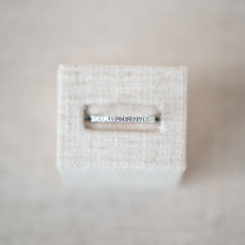 Diamond fish tail setting eternity band