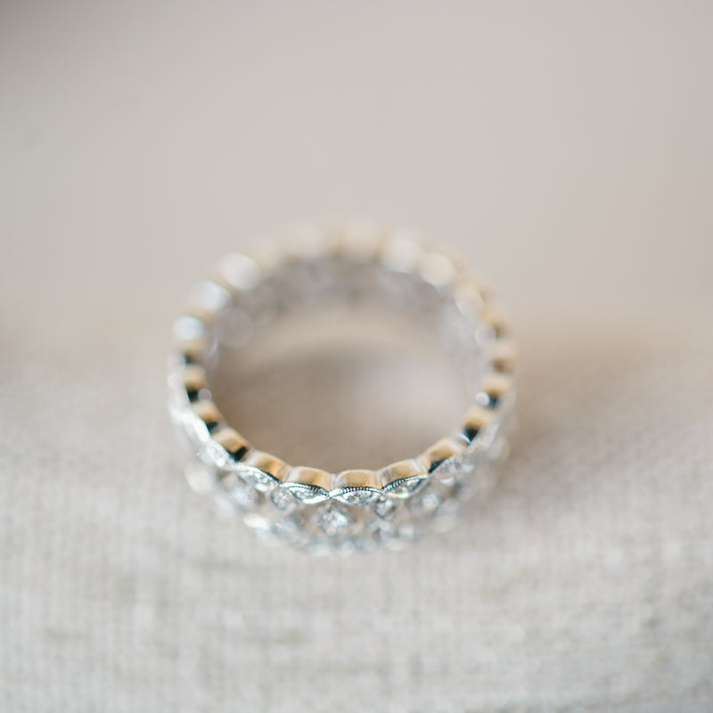 Diamond Scalloped Band