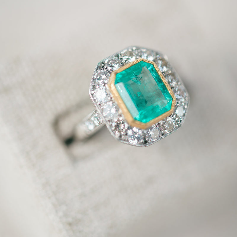 emerald and diamond ring