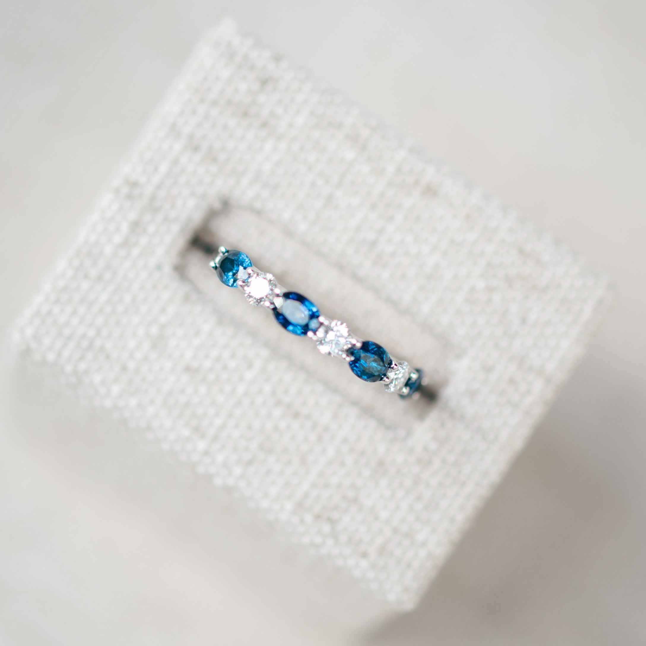 oval sapphire and diamond band