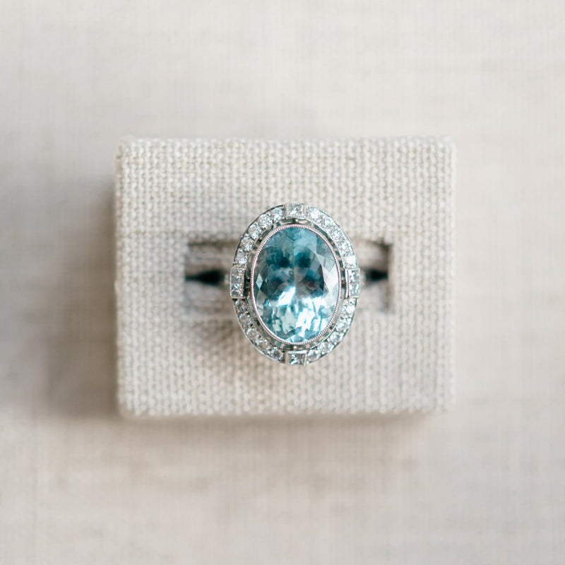 aquamarine and diamond platinum ring
