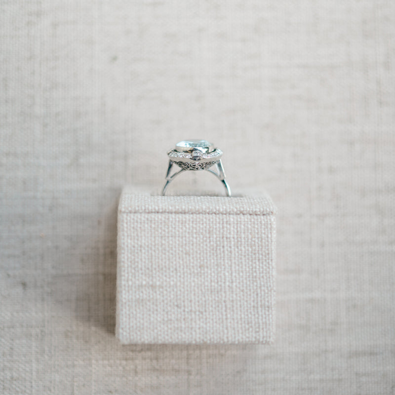 aquamarine and diamond platinum ring