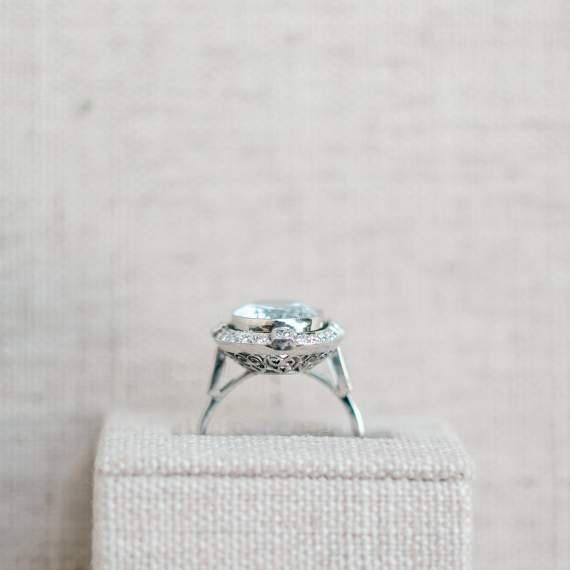 aquamarine and diamond platinum ring