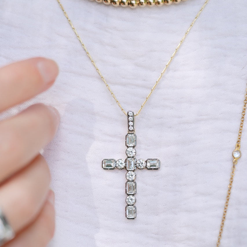 Georgian inspired diamond cross