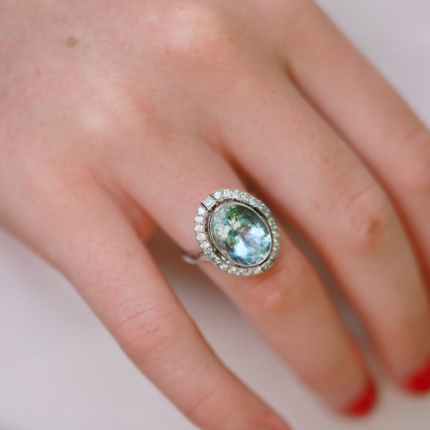 aquamarine and diamond platinum ring