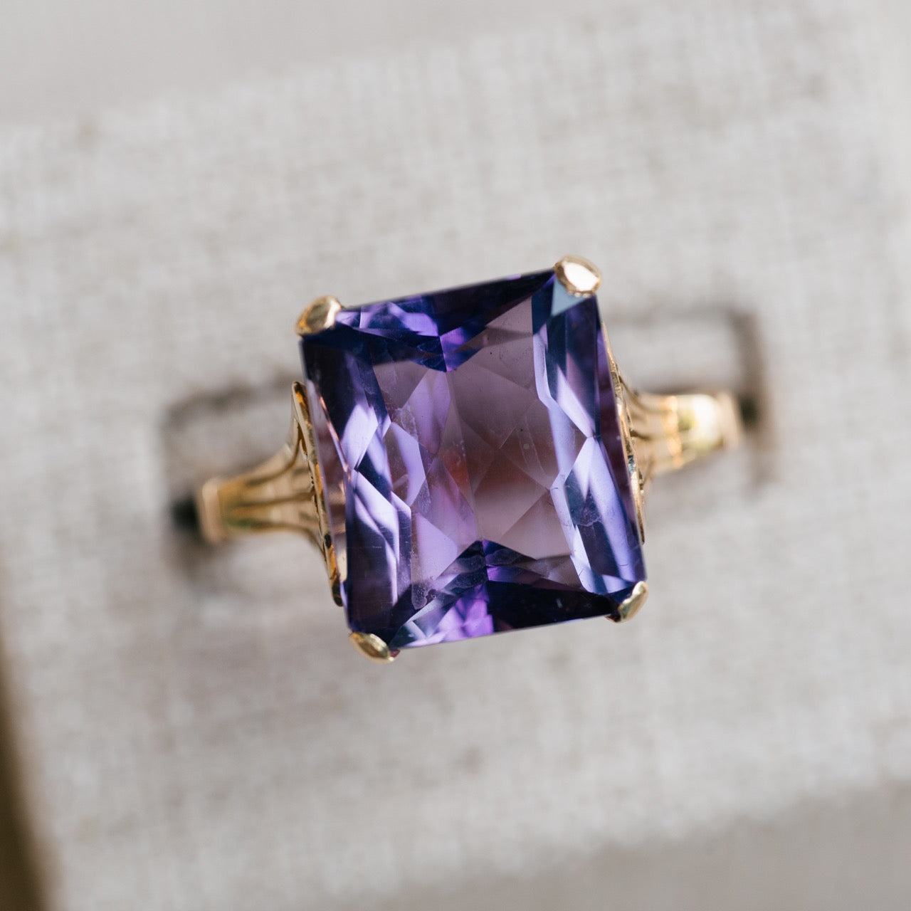 vintage amethyst ring