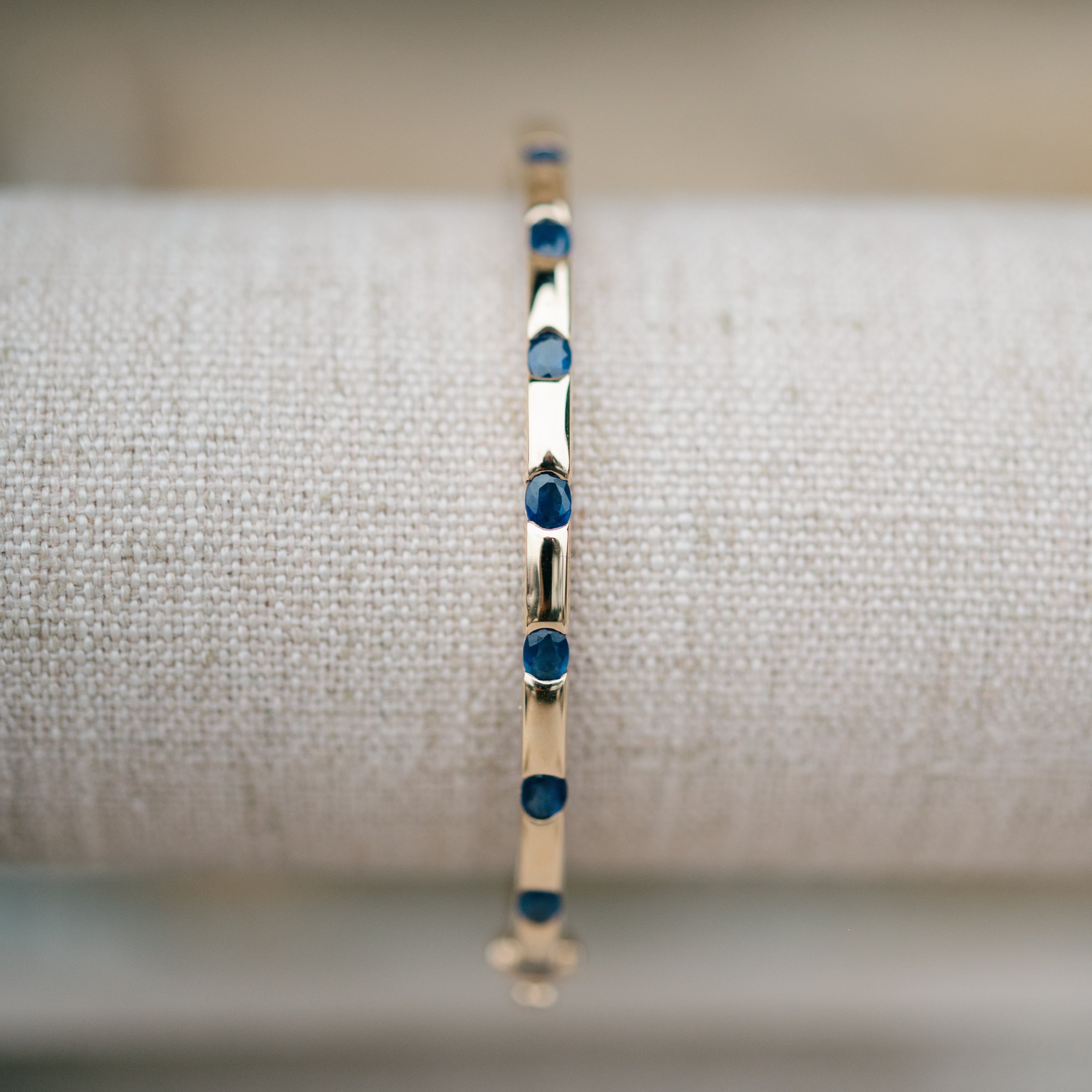 Sapphire station bangle