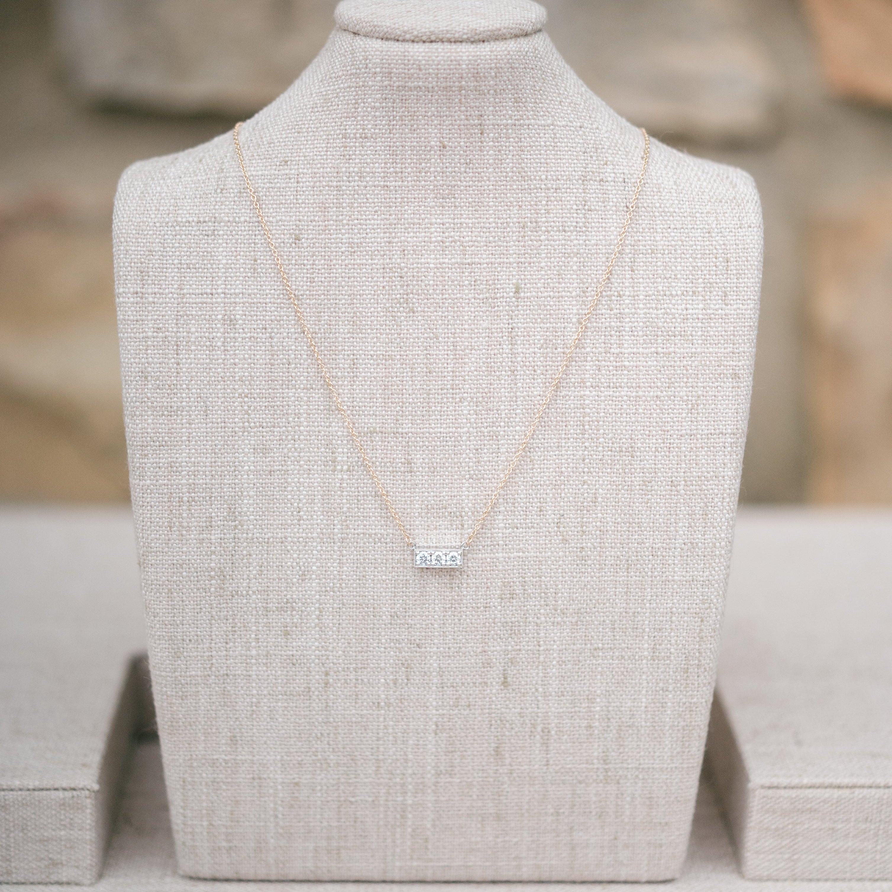 Reese necklace, yellow gold