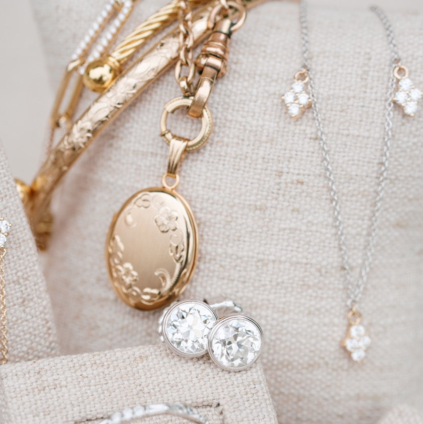 Nora necklace