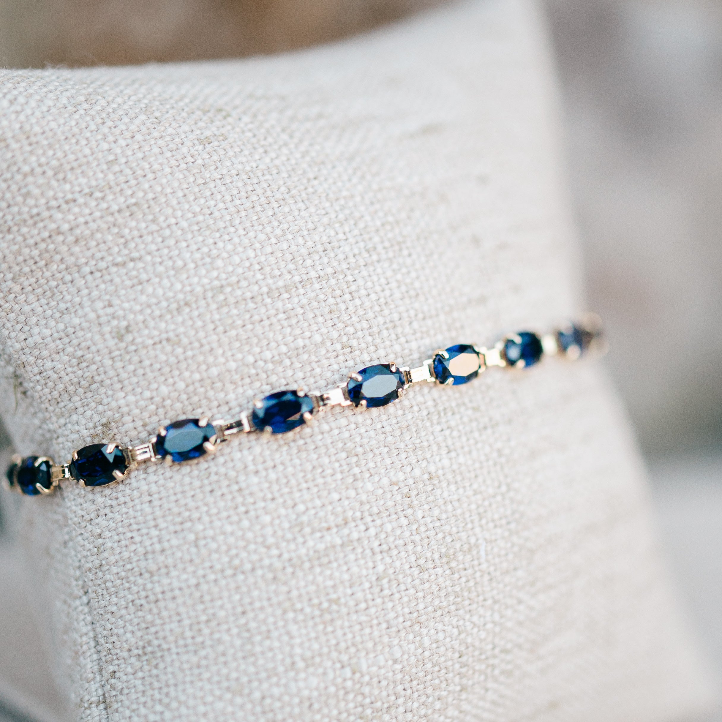 Sapphire line bracelet