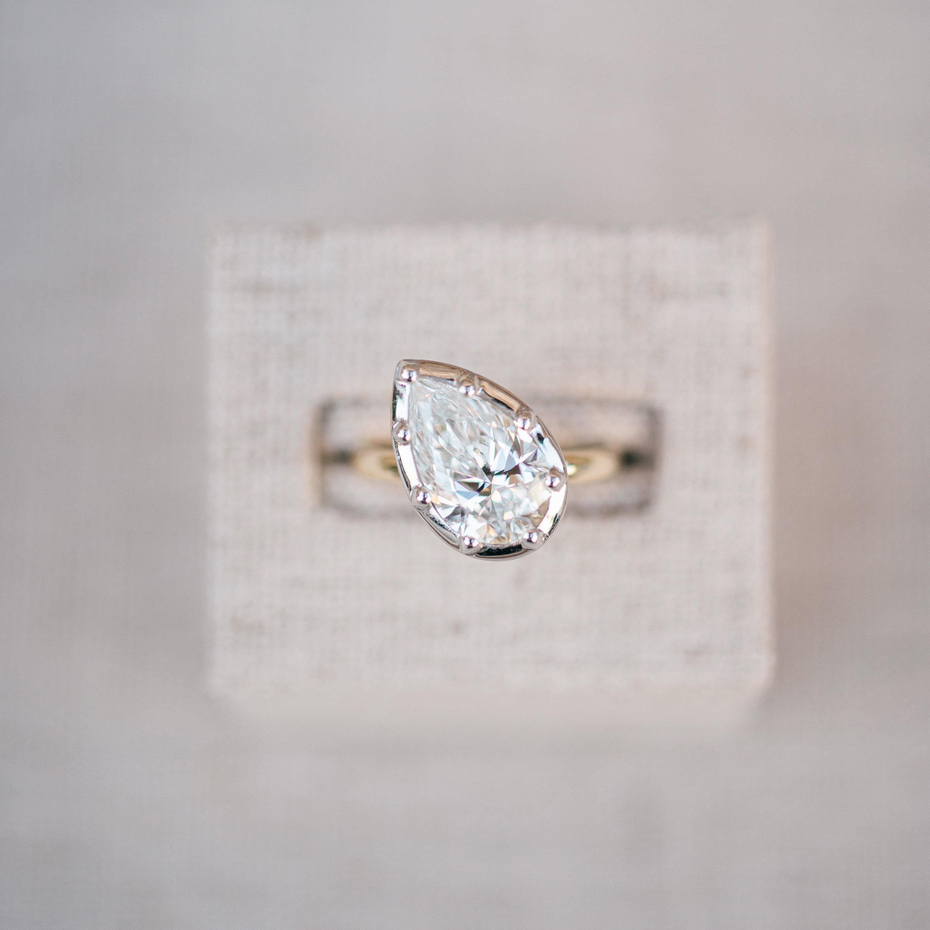 Pear shaped diamond ring