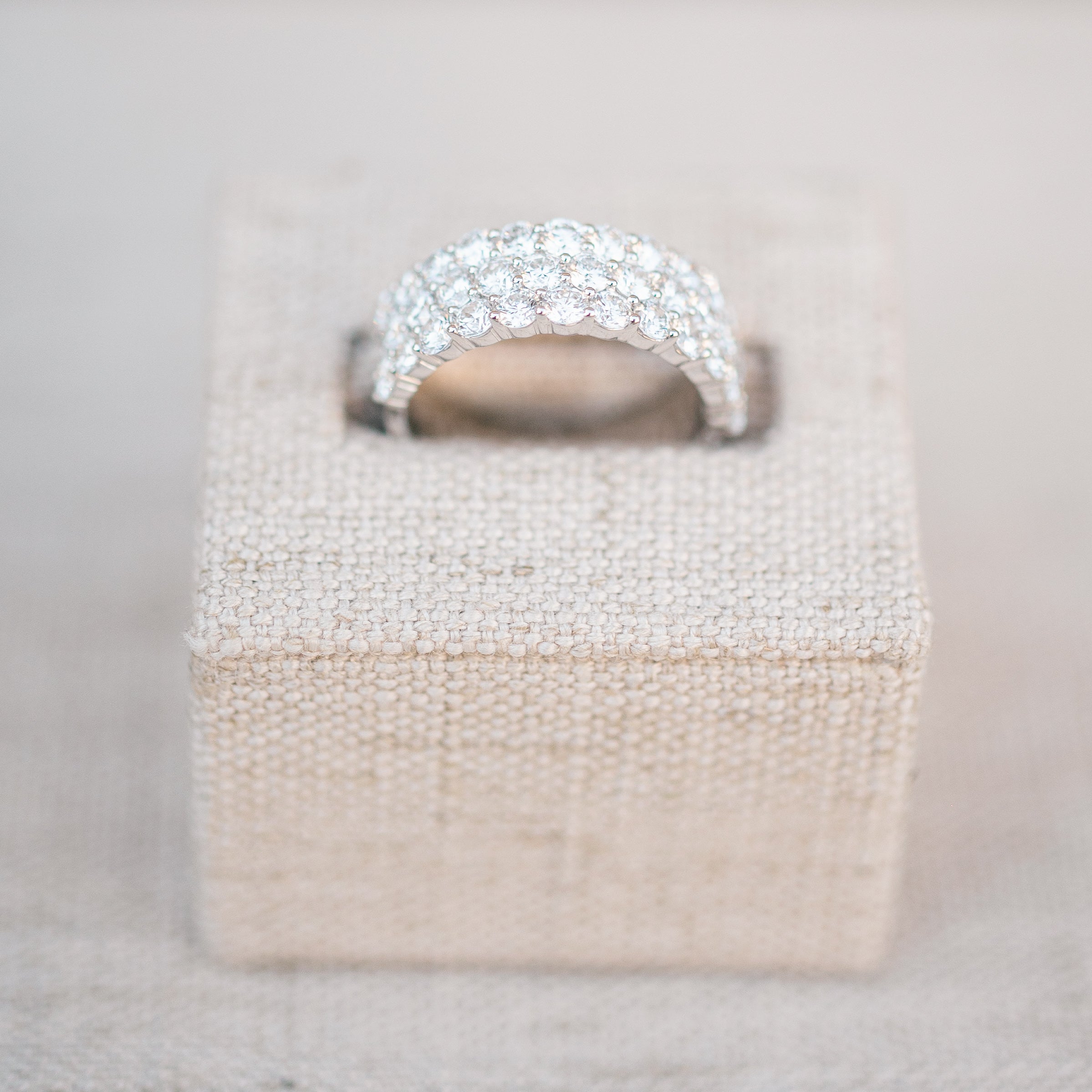 Pave diamond band