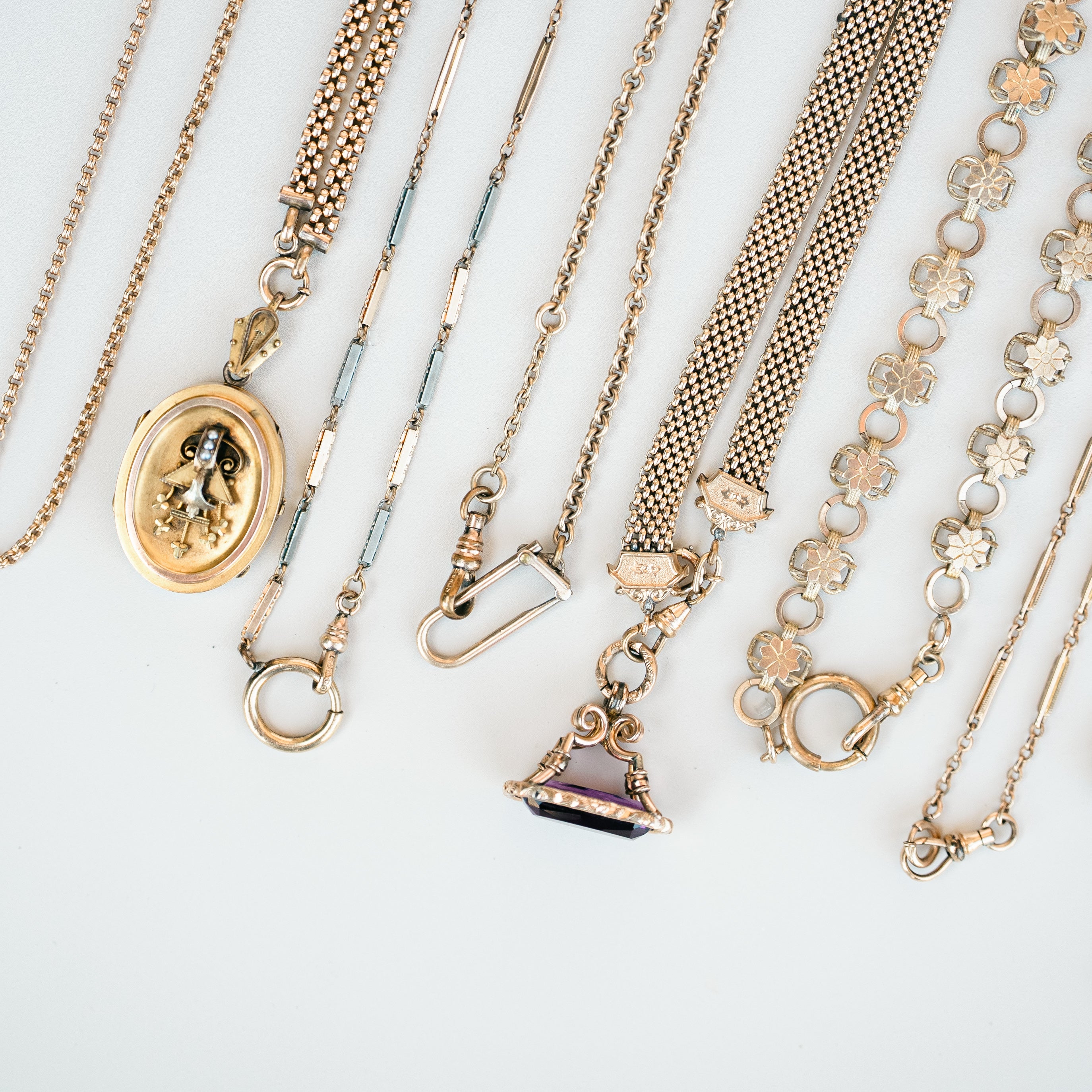 Victorian gold and pearl locket