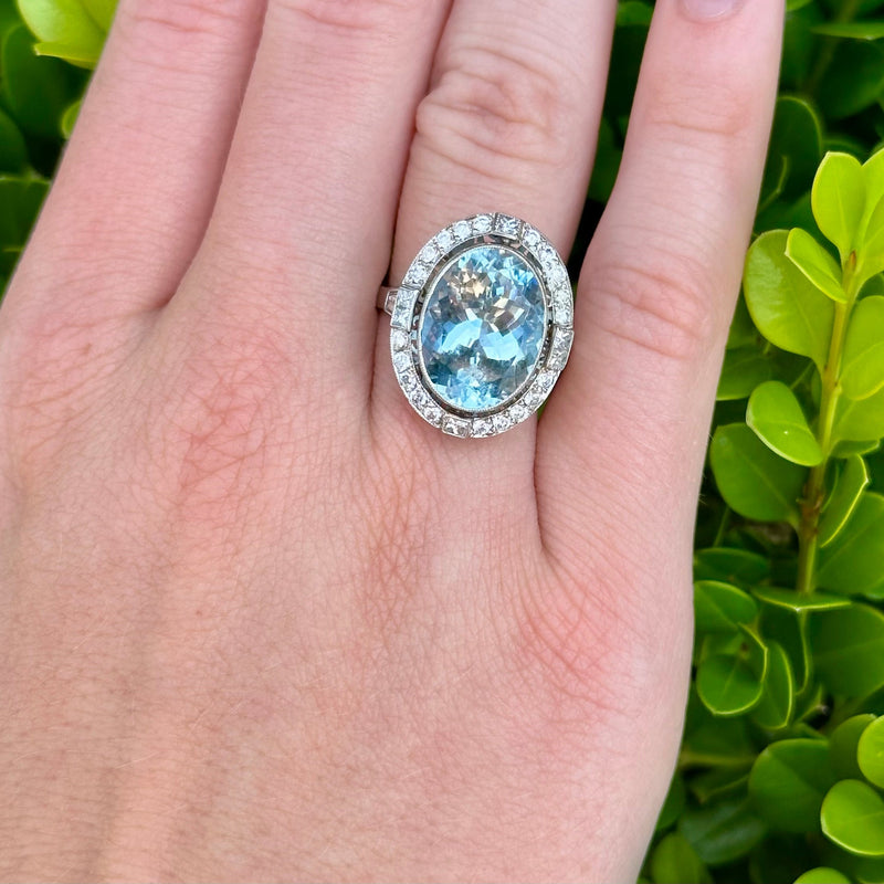 aquamarine and diamond platinum ring