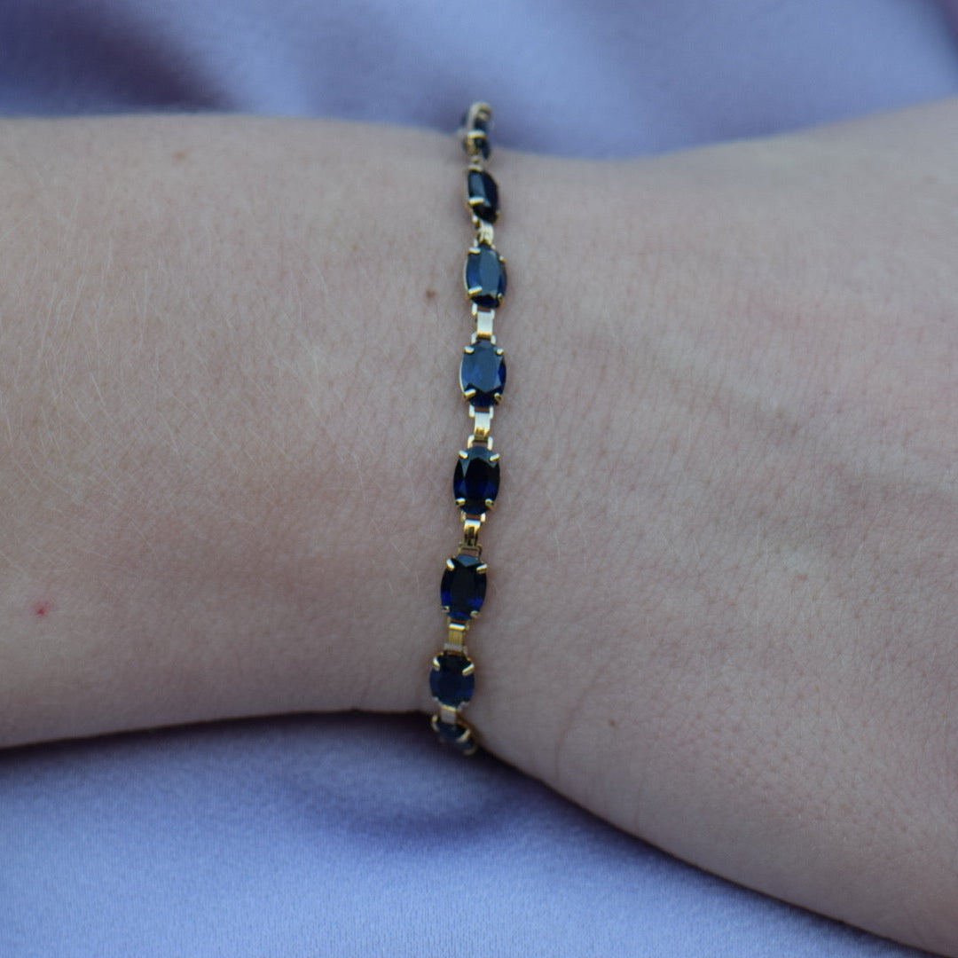 Sapphire line bracelet