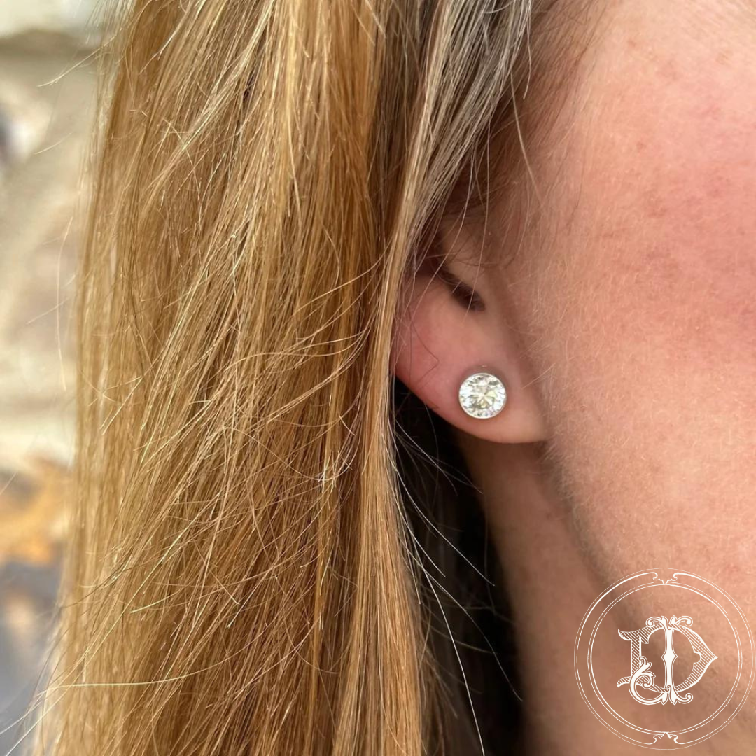 Round Brilliant Diamond Studs