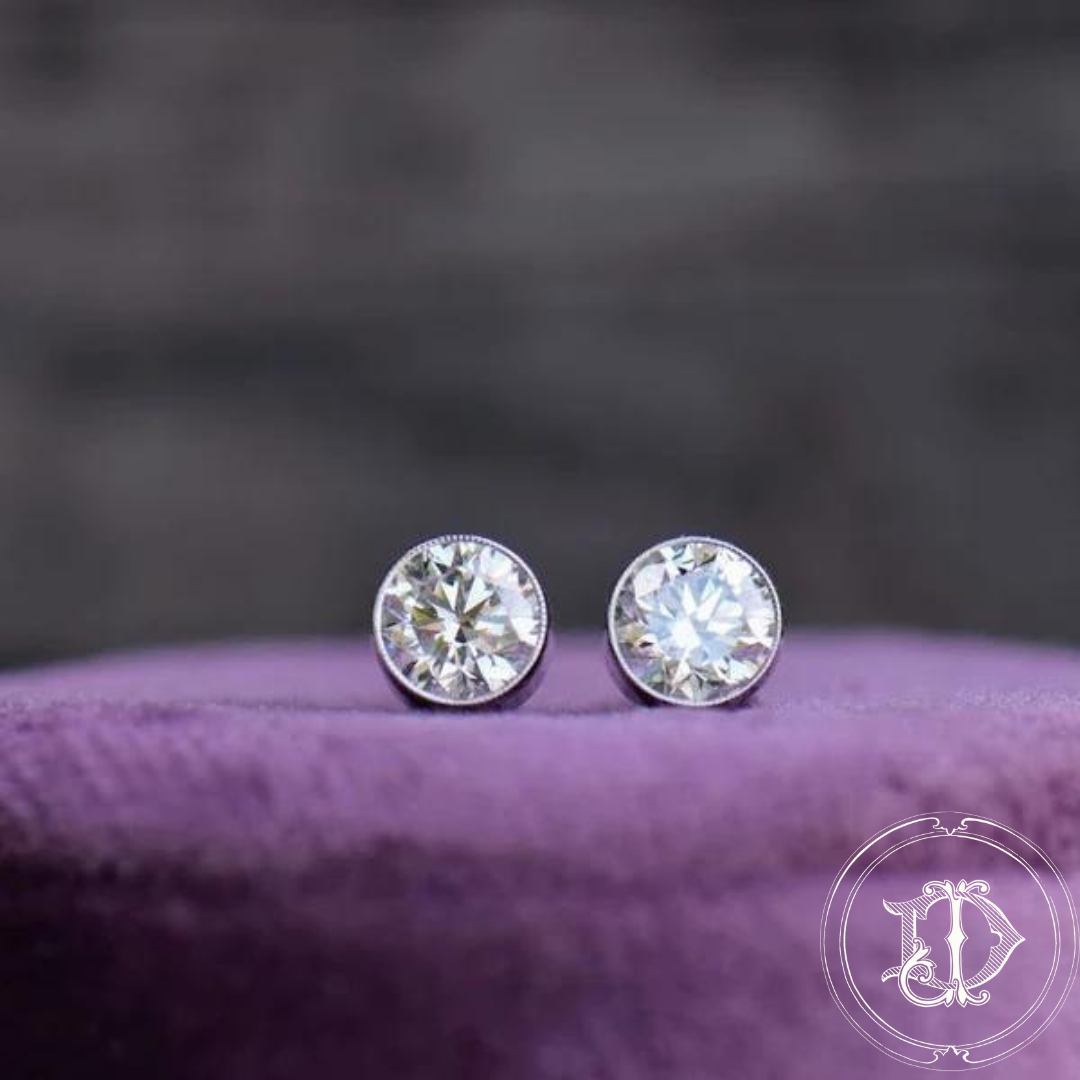 Round Brilliant Diamond Studs