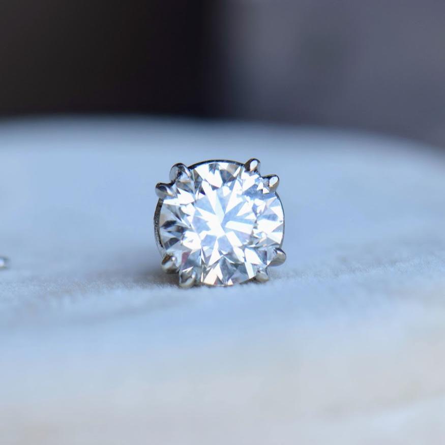 Double claw prong set lab grown diamond studs